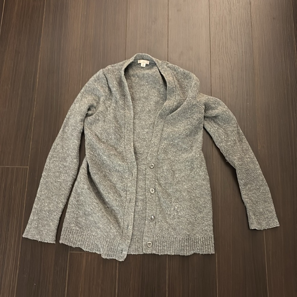 Gray gap cardigan size XS contrasting elbow pads